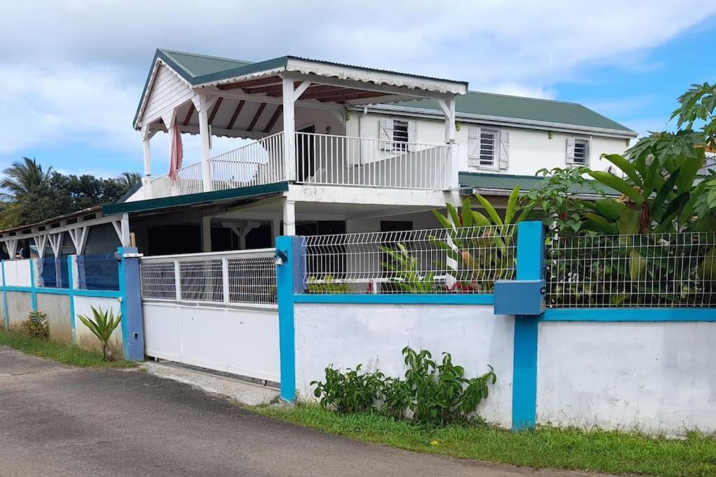 La Petite Maison, Spacieuse, Avec Jardin / Parking 圣罗斯 外观 照片