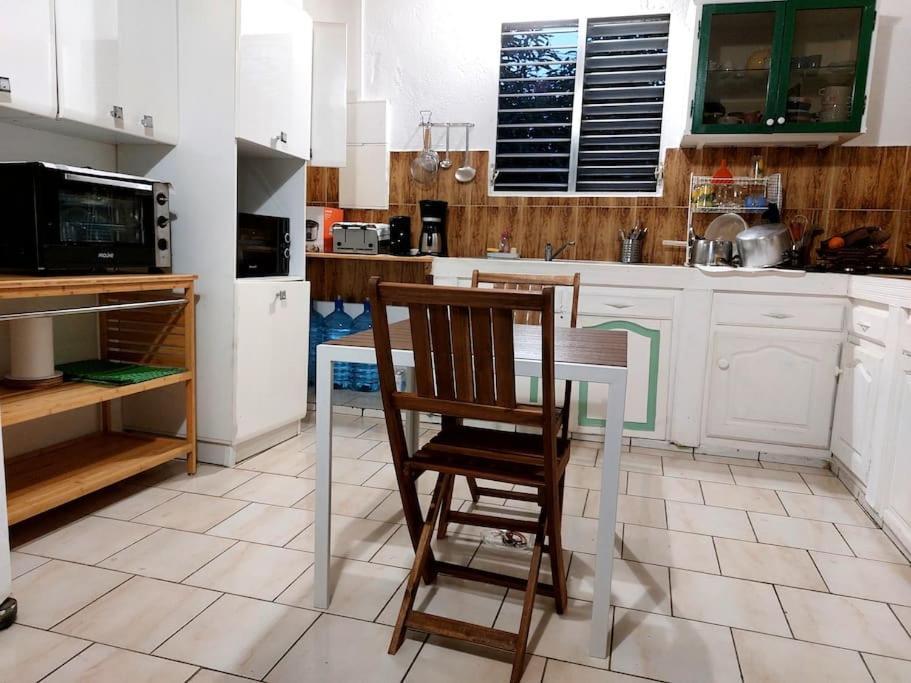 La Petite Maison, Spacieuse, Avec Jardin / Parking 圣罗斯 外观 照片